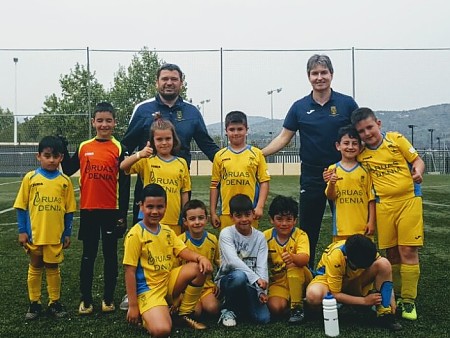 Lliga prebenjamí. Teulada A 2-4 EM FB Dénia 